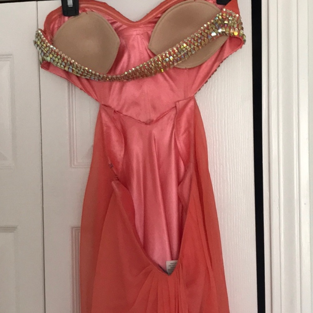La Femme size 4 ball gown - Picture 4 of 5